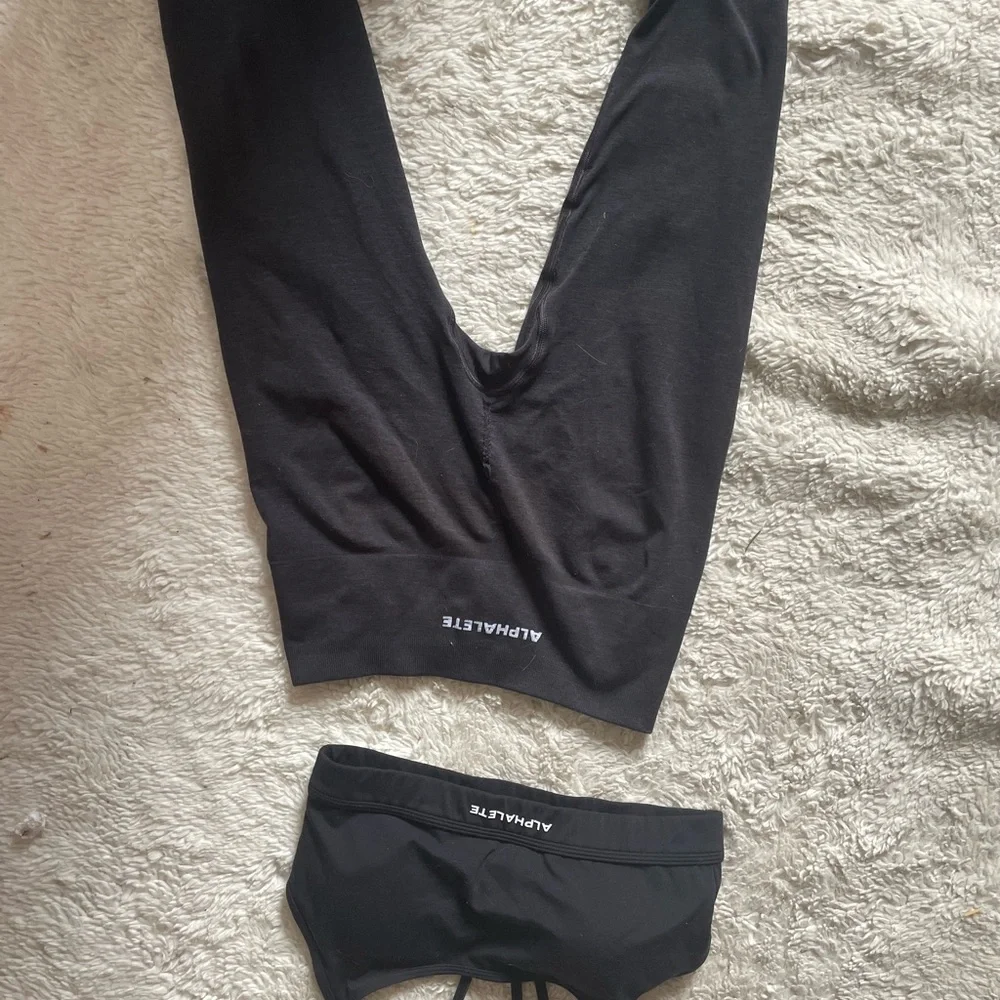 Trendy activewear brands. Gymshark, Alphalete, Lululemon, Nike - Picture 3 of 3